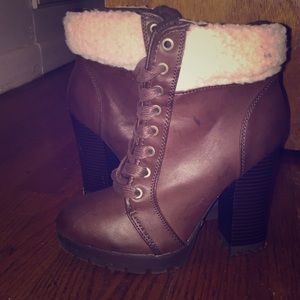 Winter heel booties